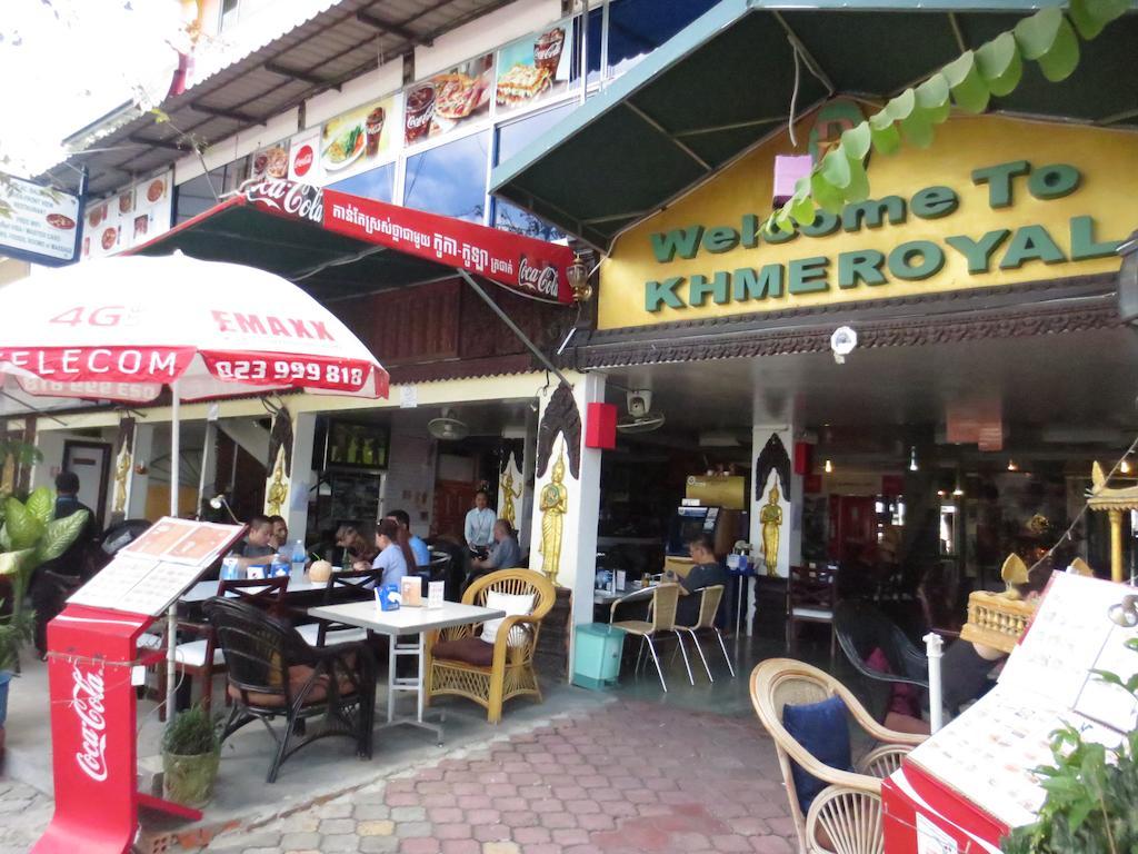 Khmeroyal Hotel Phnom Penh Exterior foto